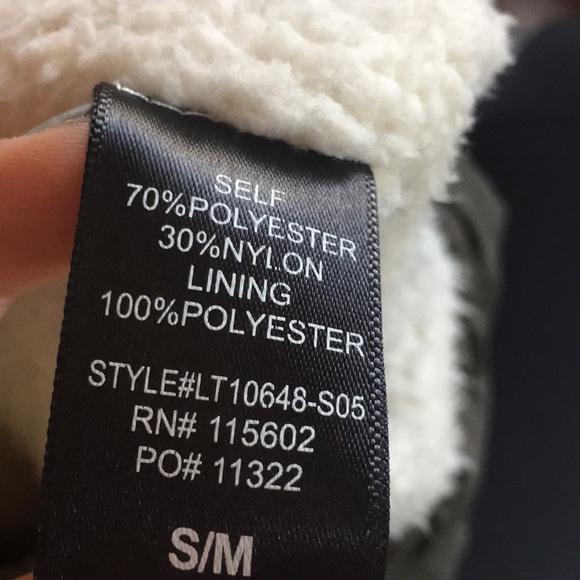 Fuzzy sweater jacket! - Picture 8 of 8